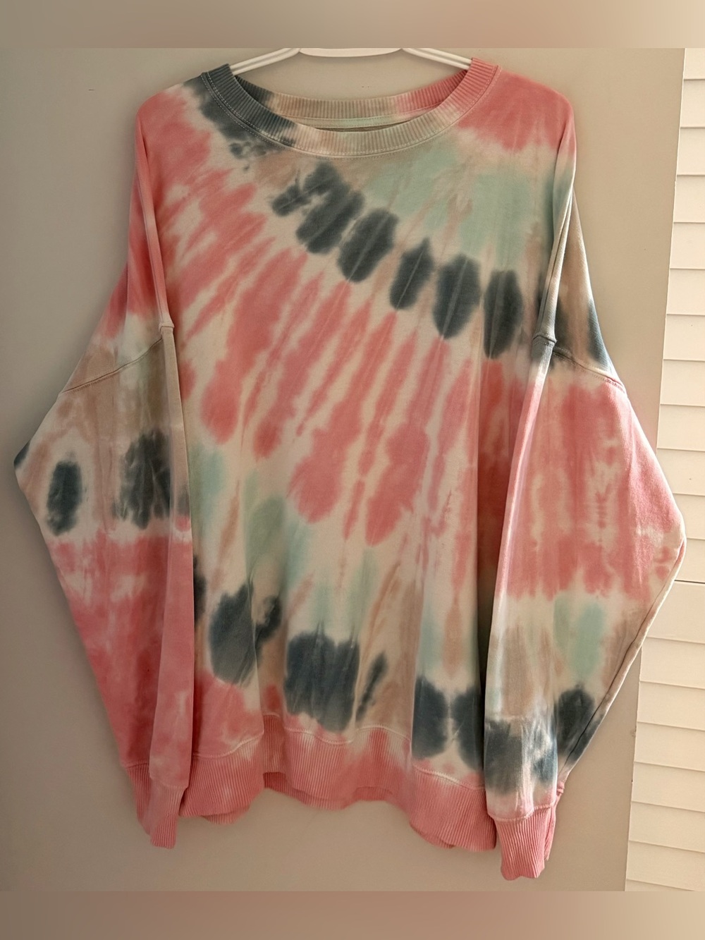 American Eagle Tie Dye Sweatshirt